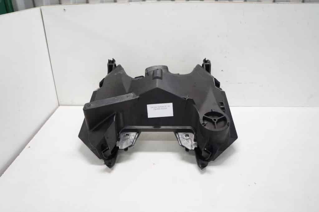 Ski-doo Summit SP 850 -22  Air induct