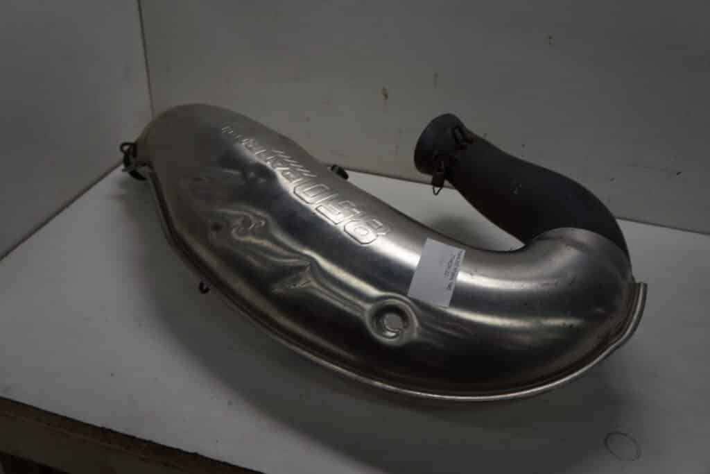 Polaris 850 RMK Khaos -22  Avgaspipa