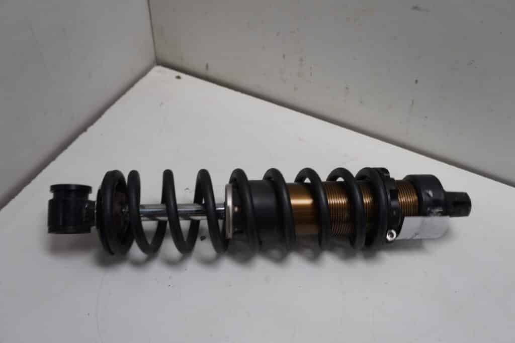 Polaris Pro-rmk 800 -18  Boggiedämpare främre