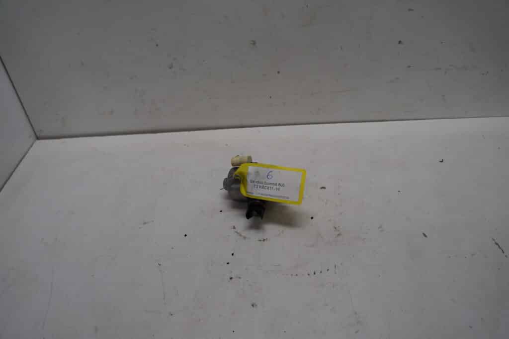 Ski-doo Summit 800 T3 -16  Oljepump 6