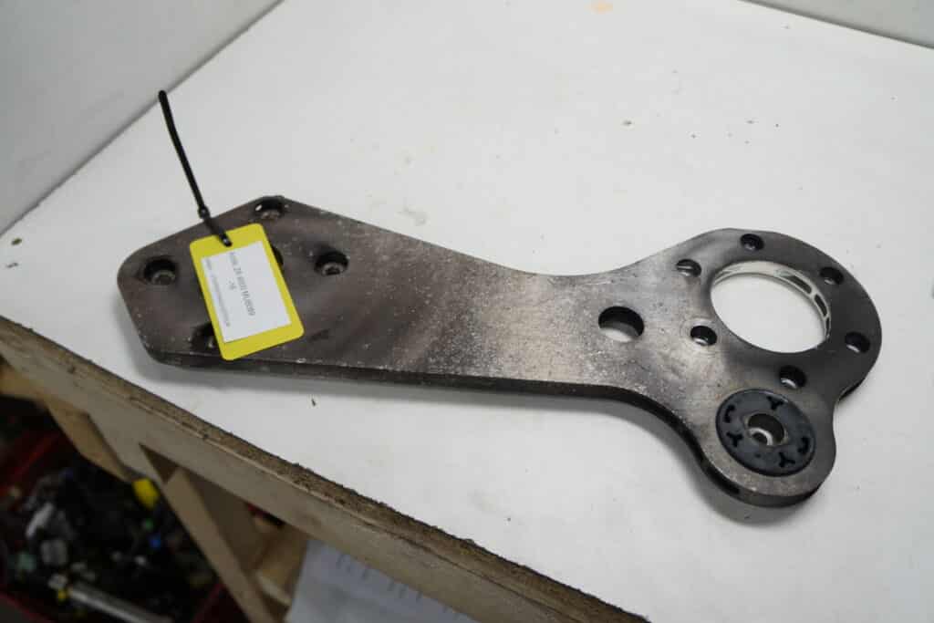 Arctic-cat ZR 8000 -16 motorfäste