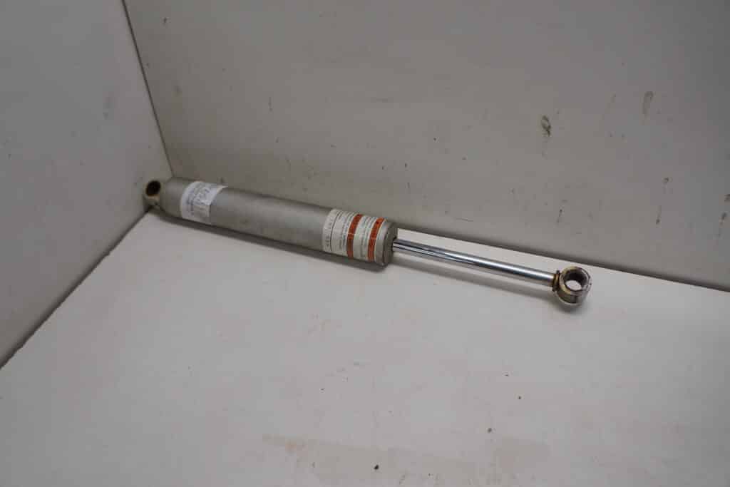 Ski-doo Summit 850 X -17  Boggiedämpare bakre