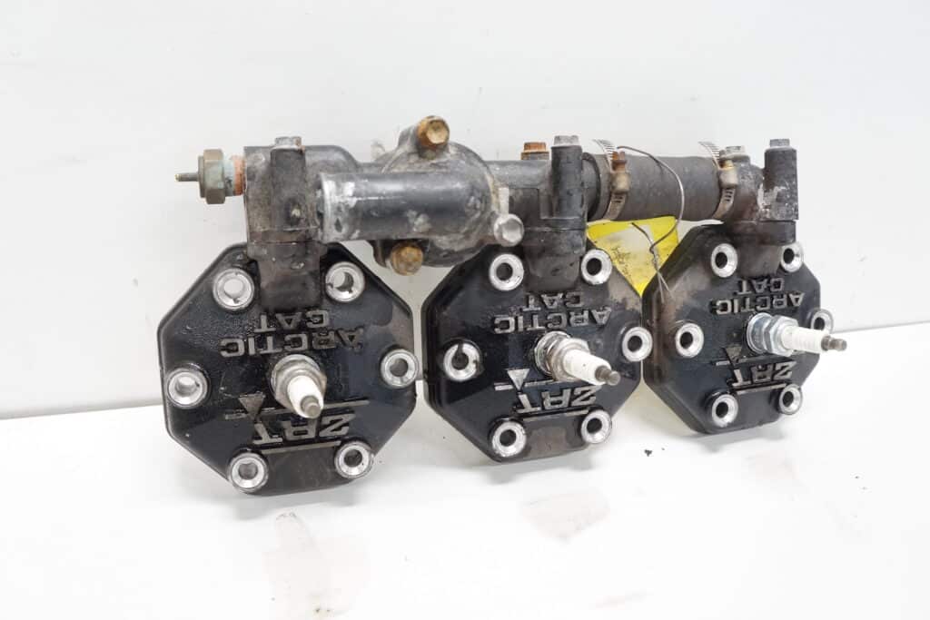 Arctic-cat Triple touring 600 -98  3st Toppar