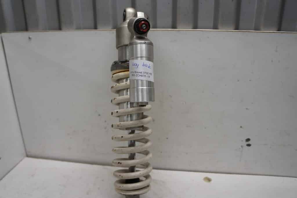 Lynx Boondocker 3700 RE -18  Boggiedämpare bakre