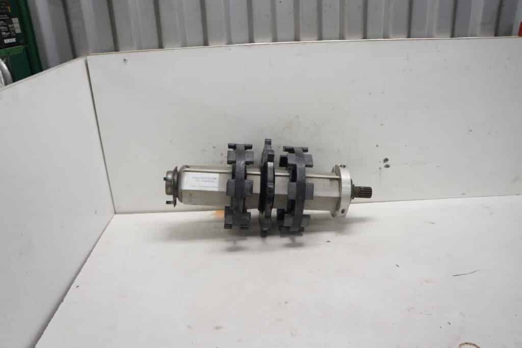 Polaris Pro-rmk 800 -13  Drivaxel