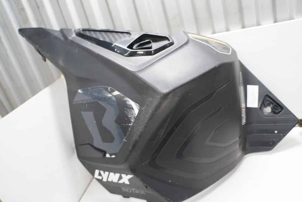 Lynx Boondocker 3900 600r -20  Sidokåpa, vänster