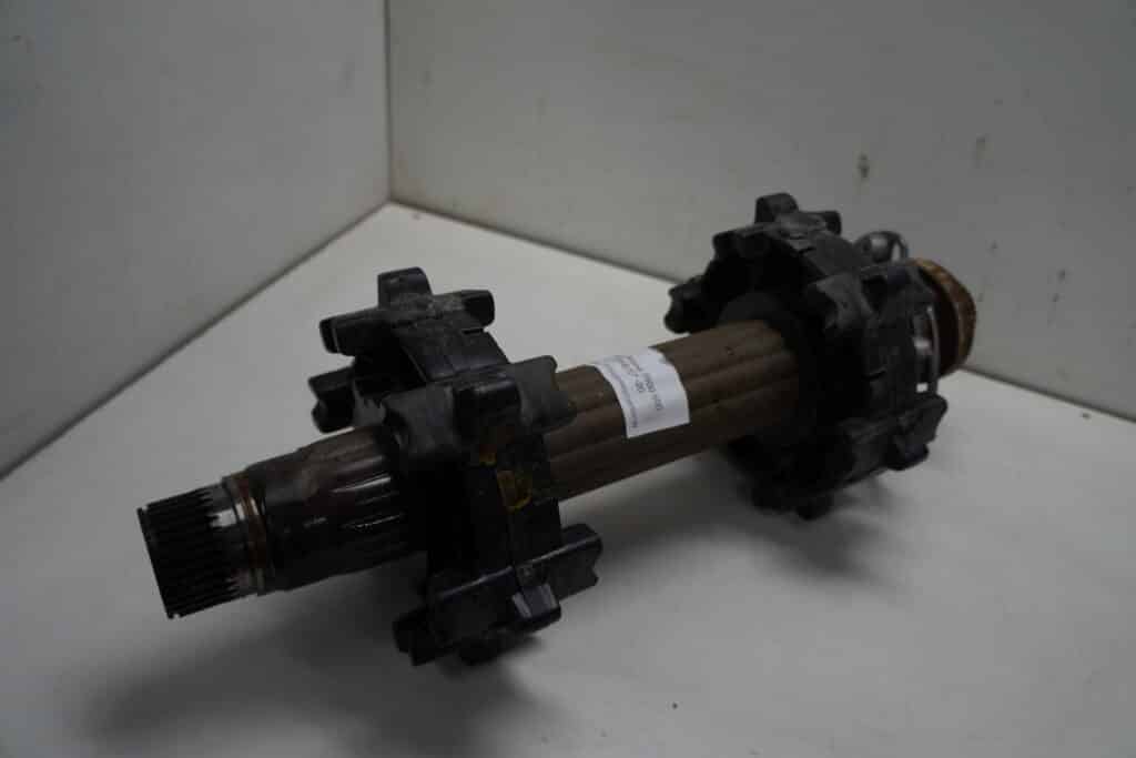 Lynx Boondocker 3900 600r -20  Drivaxel