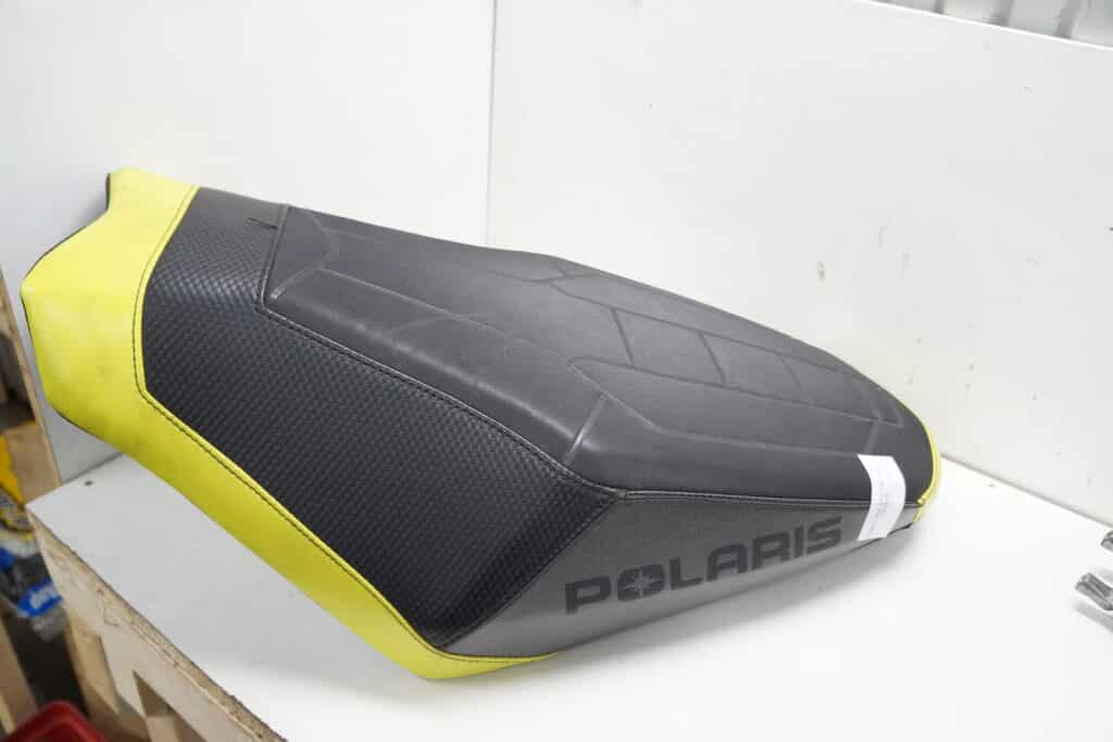 Polaris sks 850 -19  Dyna