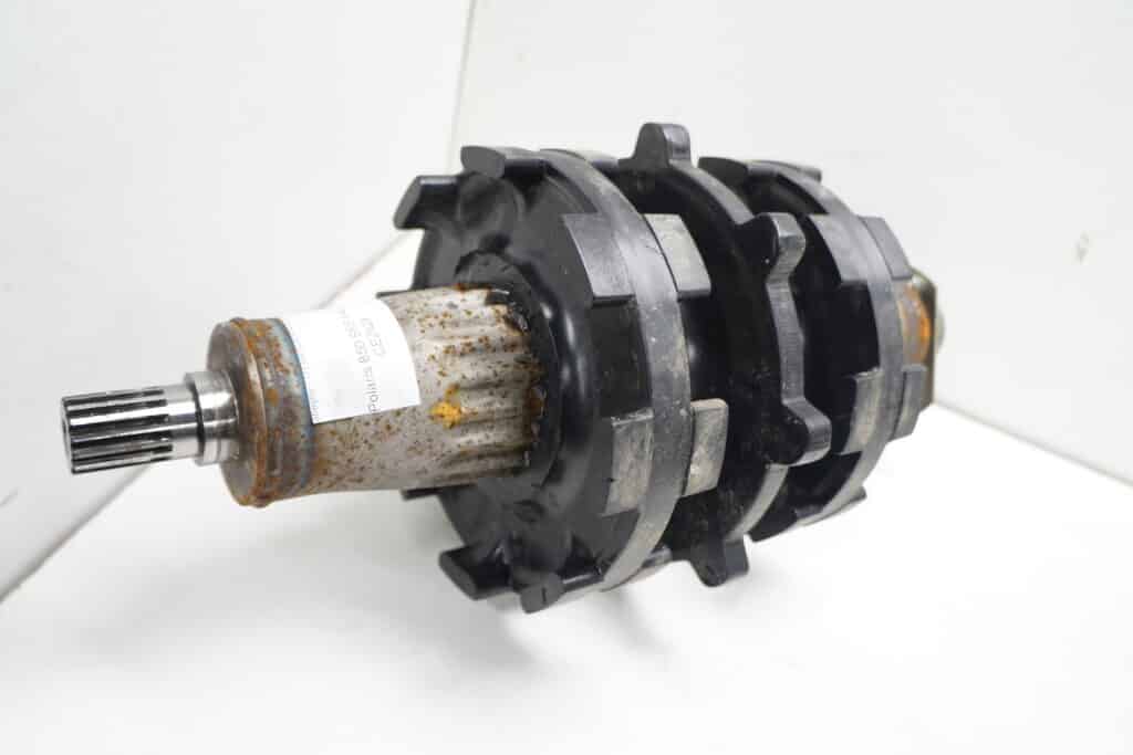 Polaris sks 850 -19  Drivaxel