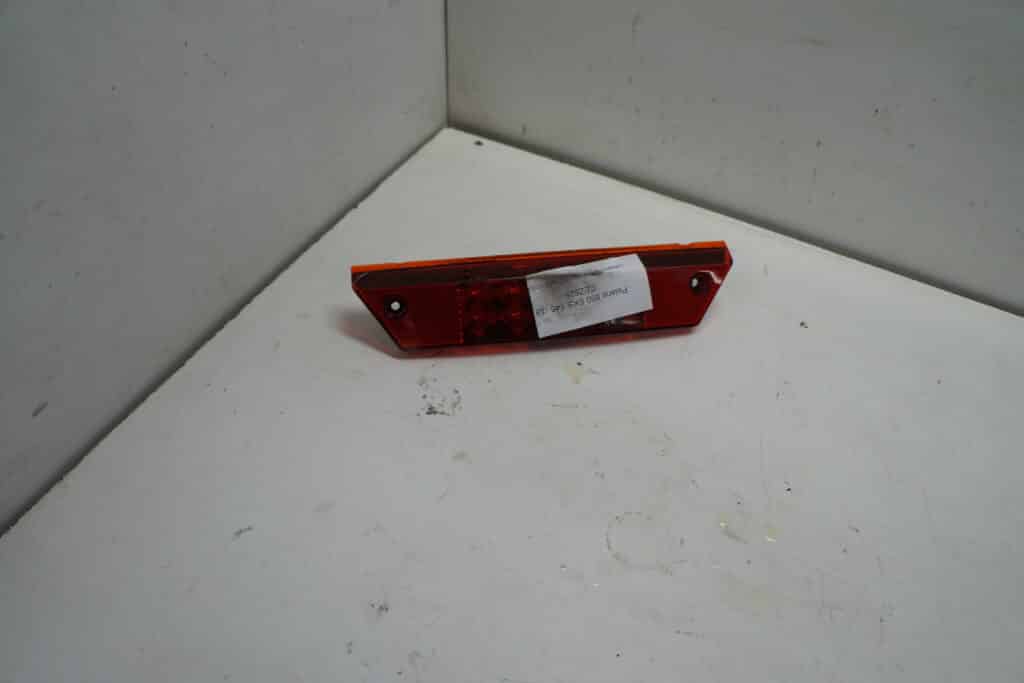 Polaris sks 850 -19  Bakljus
