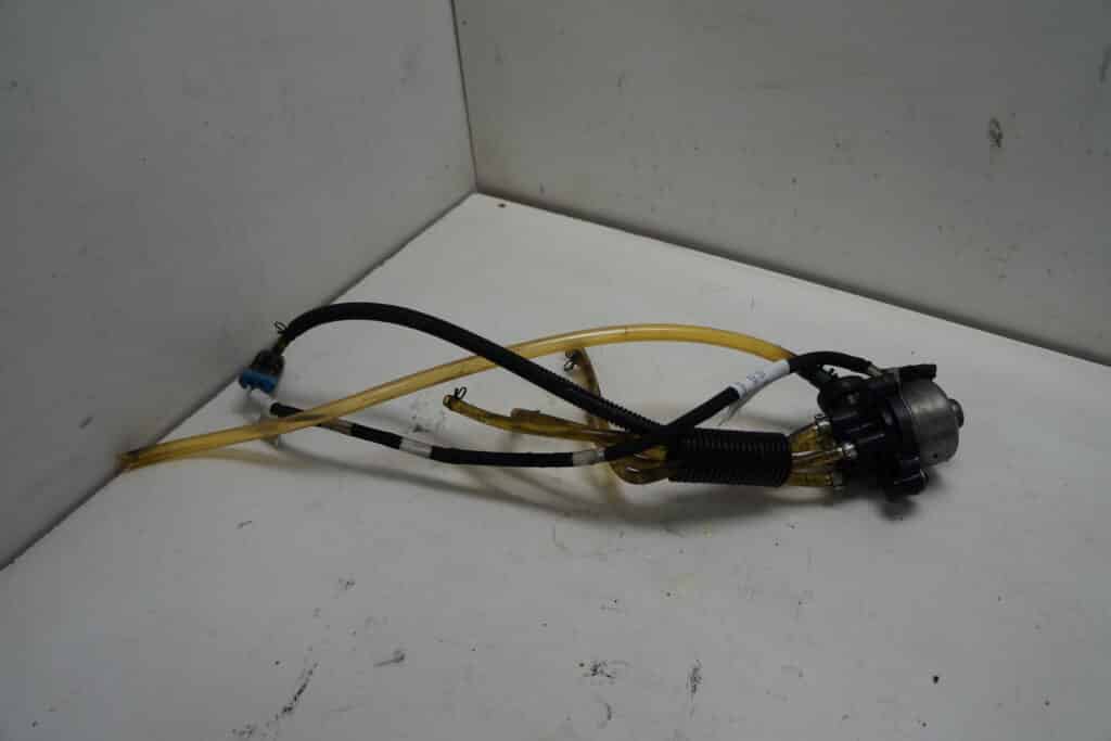 Polaris sks 850 -19  Oljepump