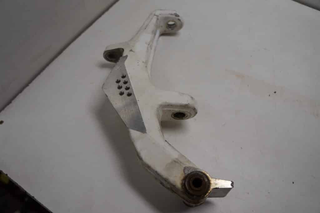 Ski-doo Summit 850 X -17  Skidben, höger