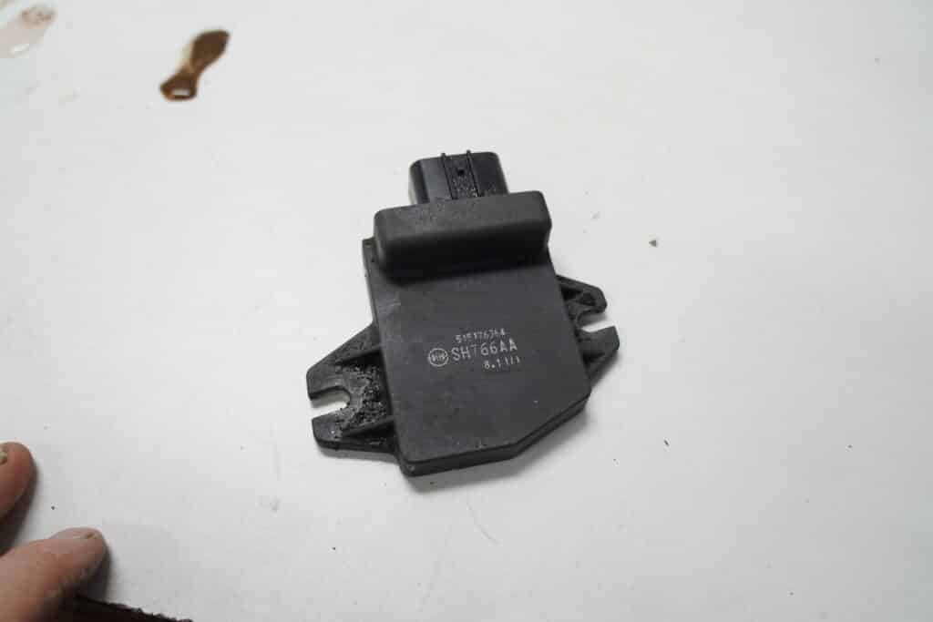 Ski-doo mxz 600 tnt -09  Voltregulator