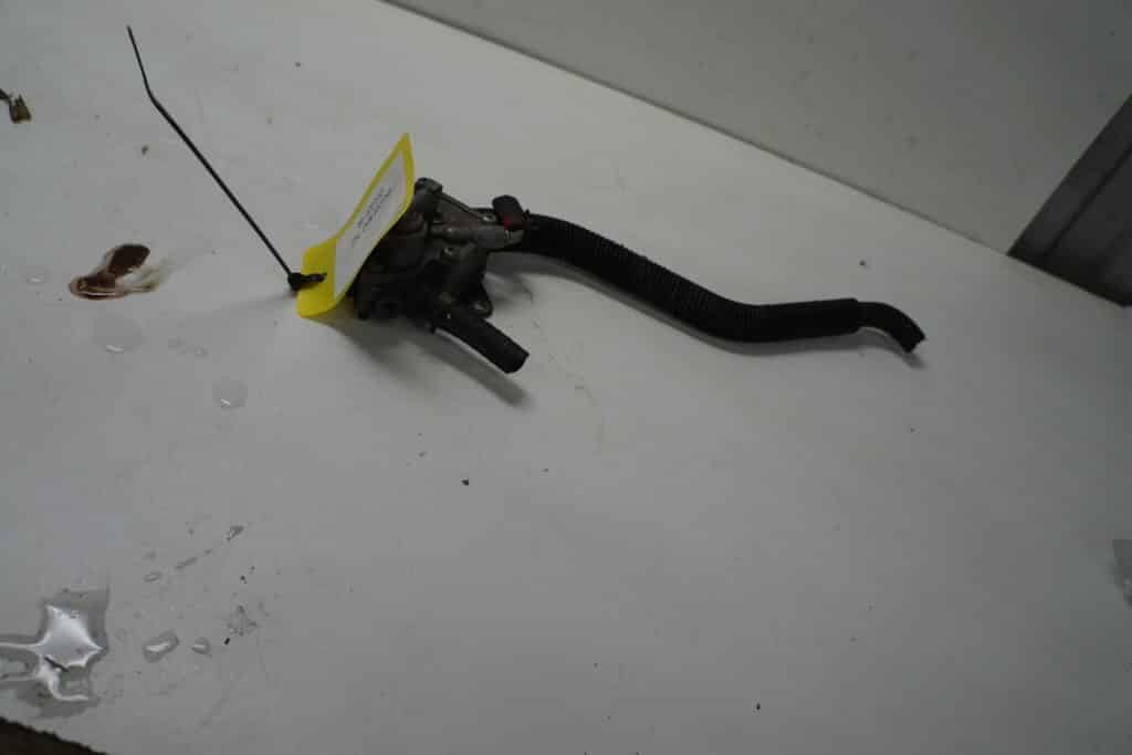 Ski-doo mxz 600 tnt -09  Bränslepump