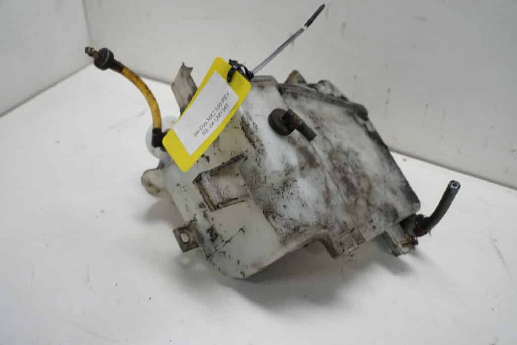 Ski-doo mxz 500ss -04  Oljebehållare