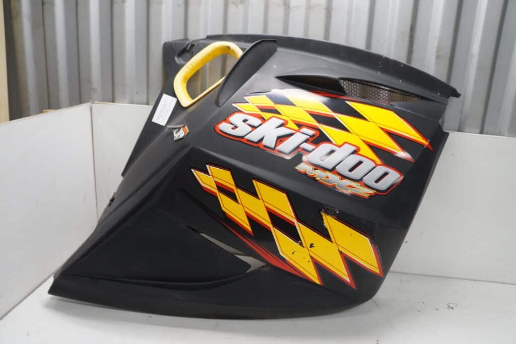 Ski-doo mxz 500ss -04  Sidokåpa, höger