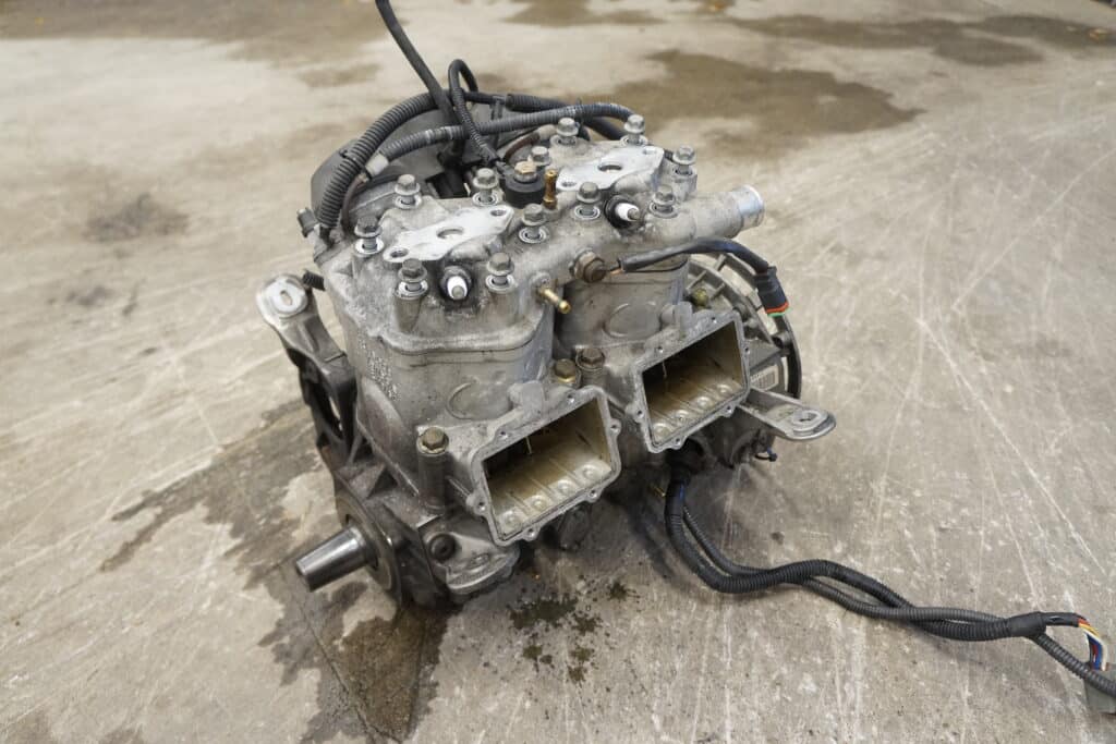 Ski-doo mxz 600 e-tec -12  Motor 826 mil