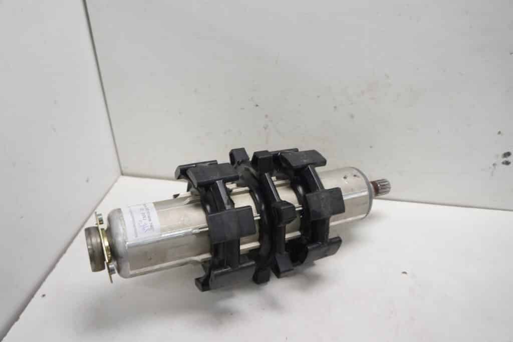 Polaris 9R Khaos 146” -23  Drivaxel 2,86”