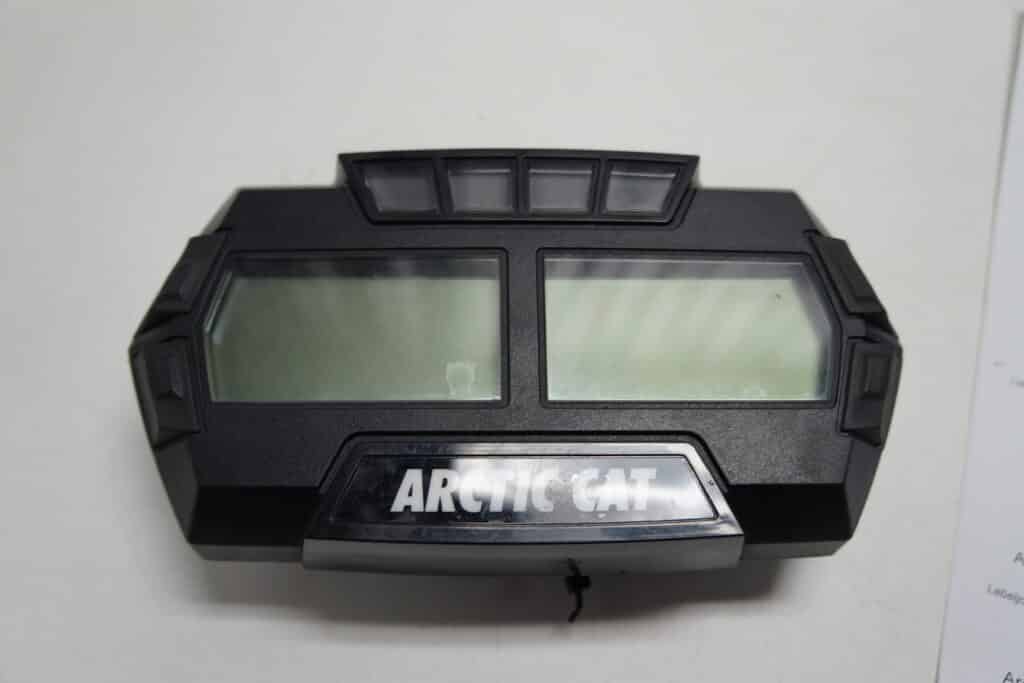 Arctic-cat M8000 -20  Hastighetsmätare