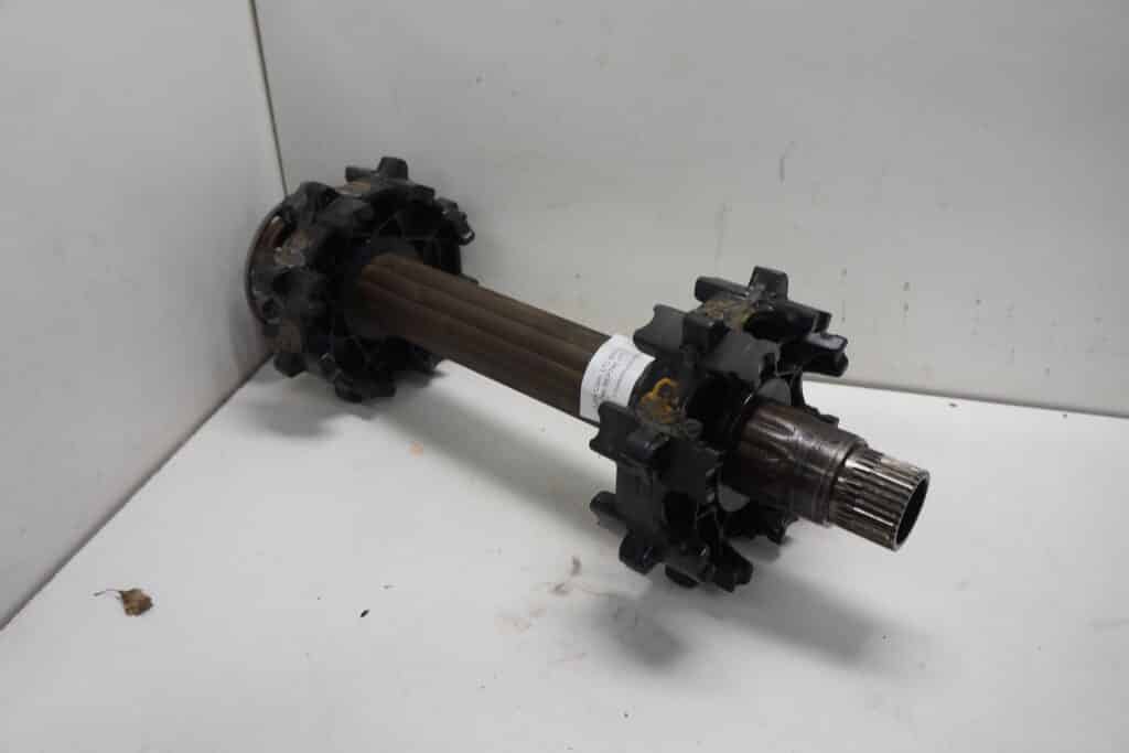 Lynx Commander LTD 600 e-tec -11  Drivaxel