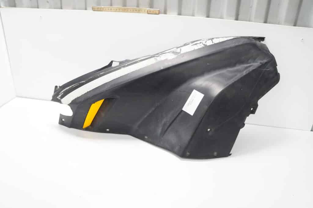 Lynx 59 Yeti 600 ace -13  Frontkåpa vänster