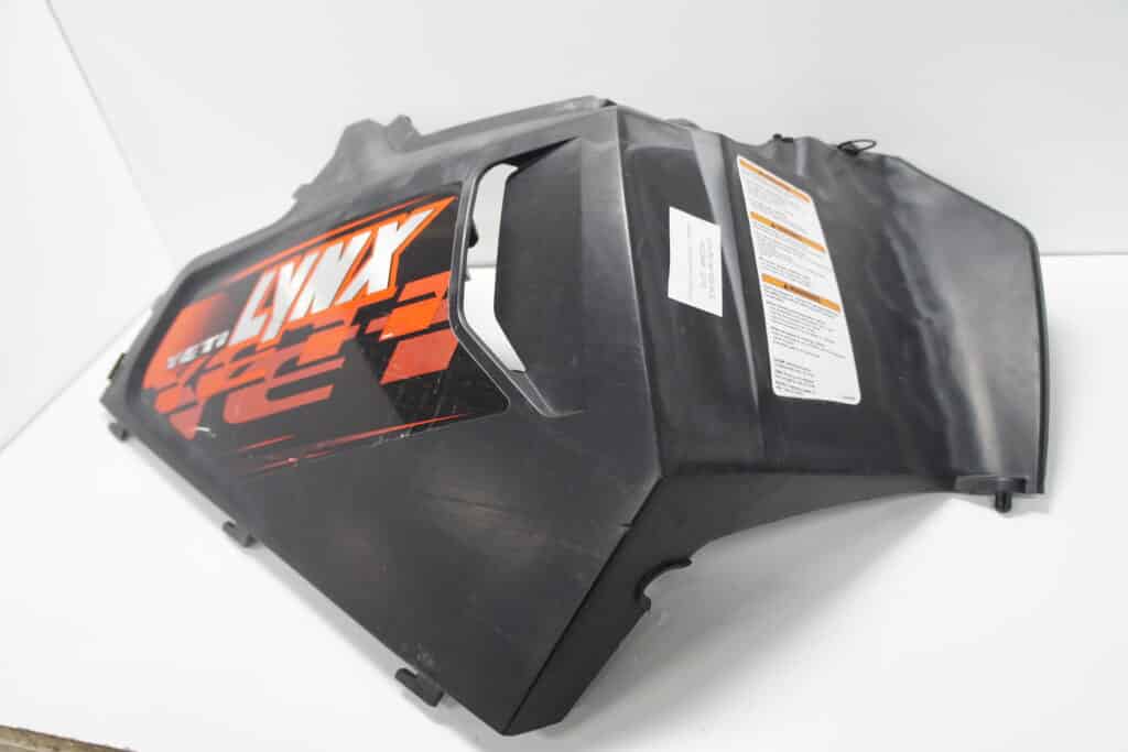 Lynx 59 Yeti 600 ace -13  Sidokåpa, vänster