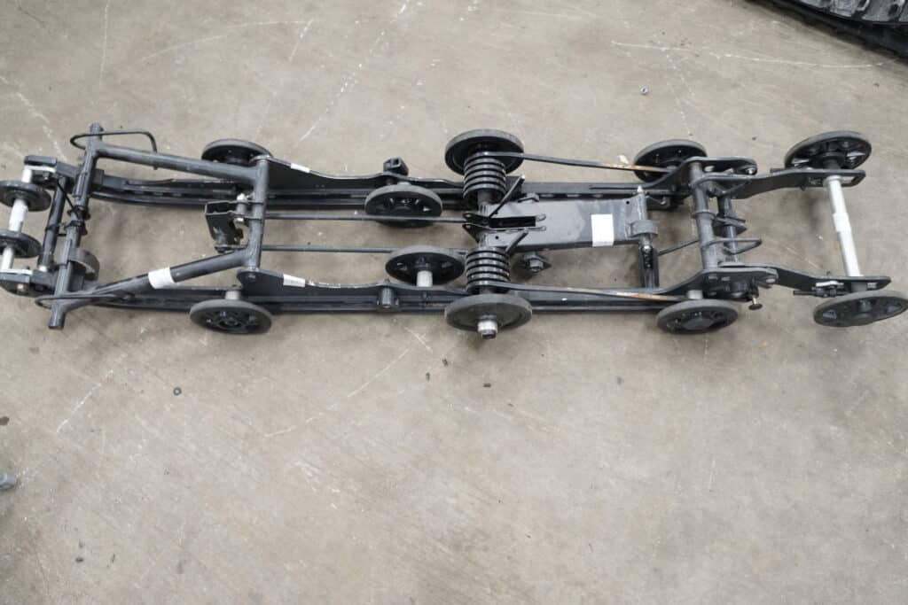 Ski-doo Tundra LT 600 ace -22  Boggie 154”