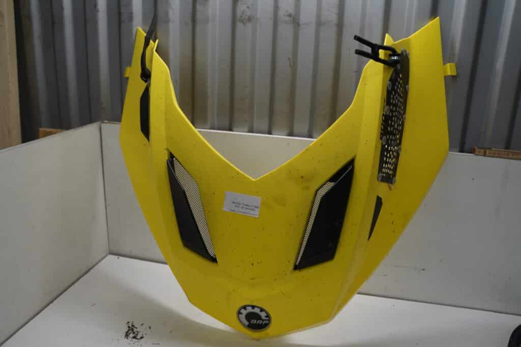 Ski-doo Tundra LT 600 ace -20  Huv
