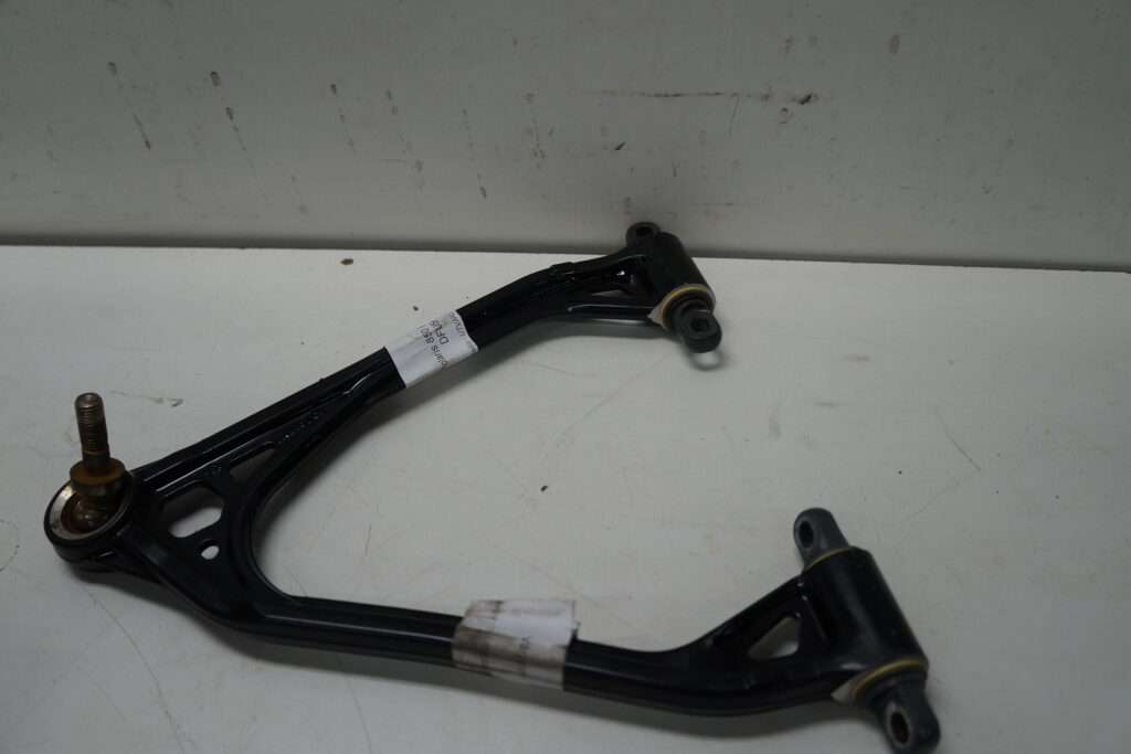 Polaris Pro rmk 850 -20  A-arm övre vänster