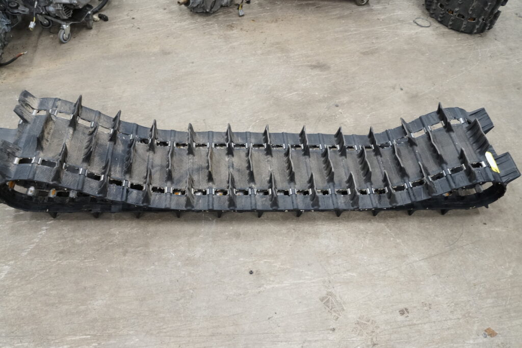 Polaris Pro rmk 850 -20  Drivmatta 155" 76mm kammar