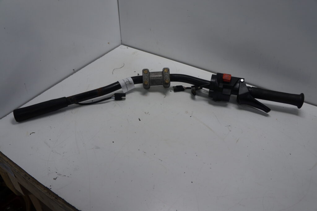 Polaris Sport Touring 550 -01  Styre