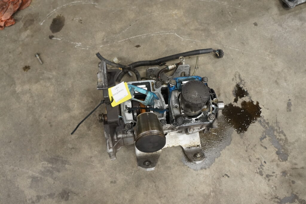 Polaris Sport Touring 550 -01  Motorblock