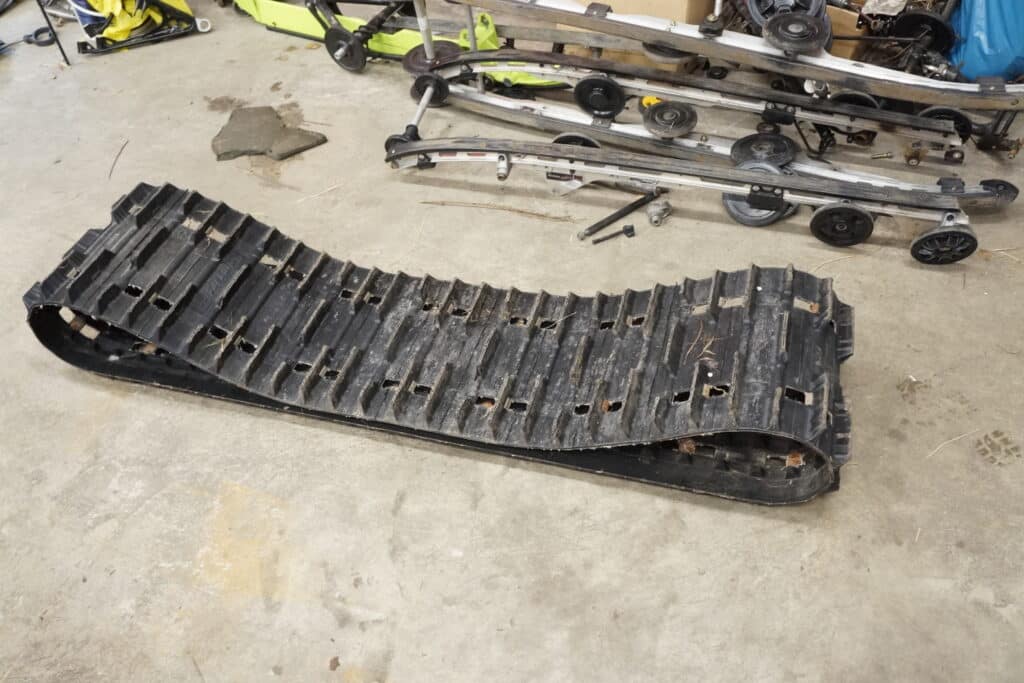 Ski-doo GTX 550 -09   Drivmatta 136” 30mm kammar