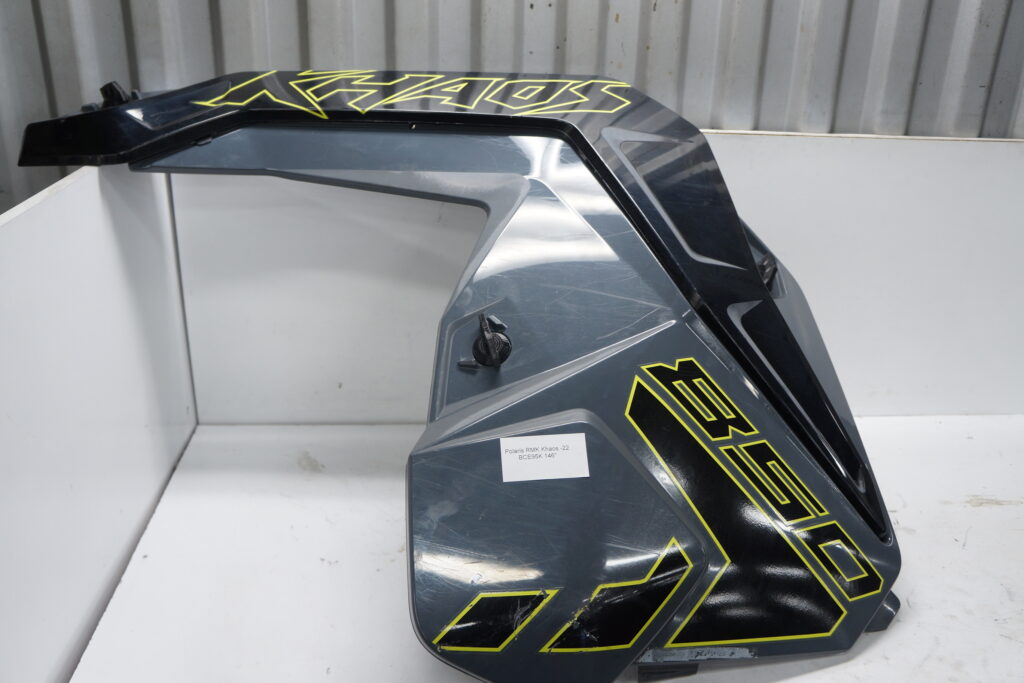 Polaris RMK Khaos 850 146” -22  Sidokåpa, vänster
