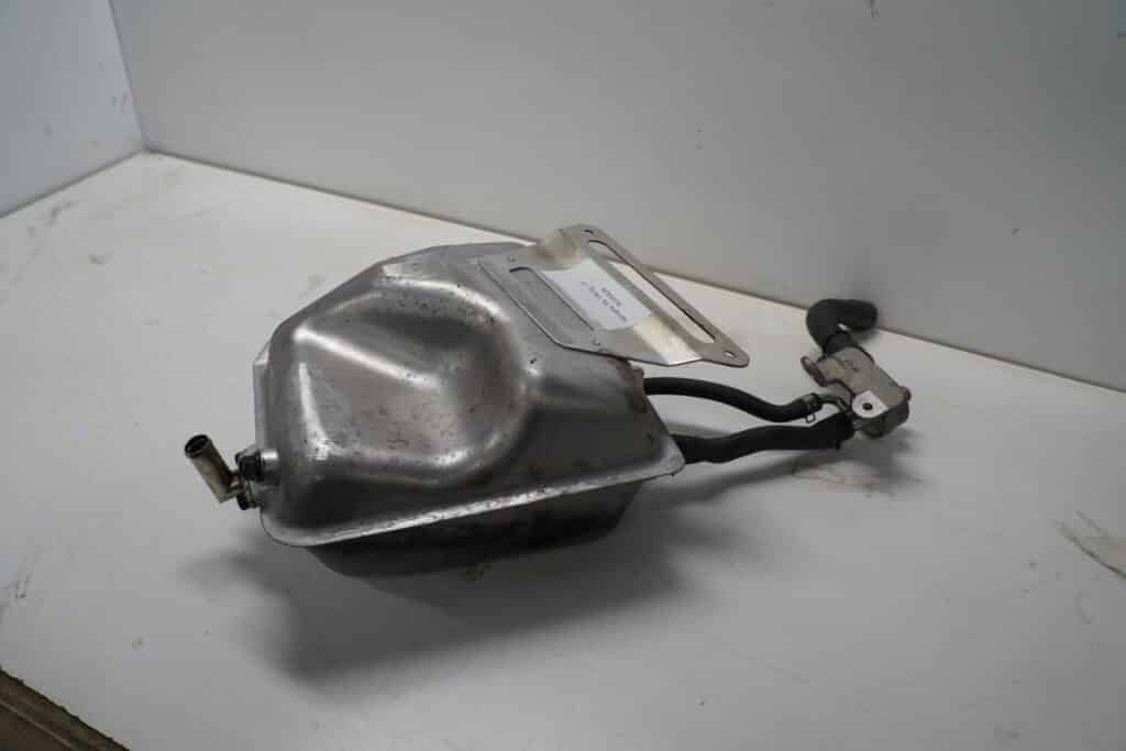 Yamaha RS Viking -11  Oljebehållare