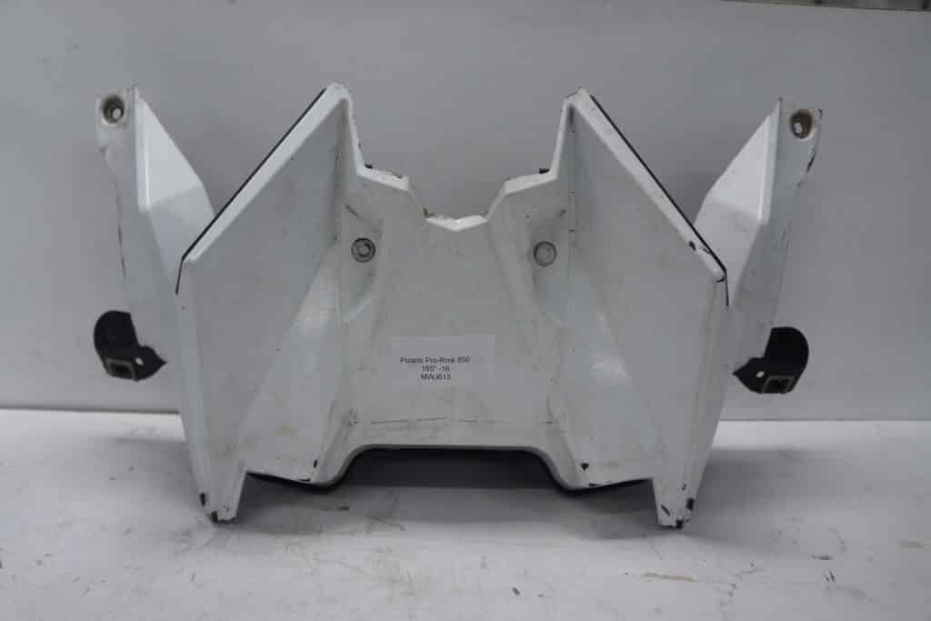 Polaris Pro-Rmk 800 -16  Luftburk på huven