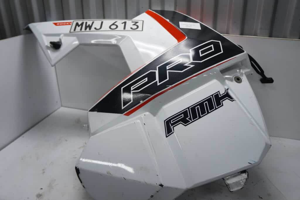 Polaris Pro-Rmk 800 -16  Sidokåpa, vänster
