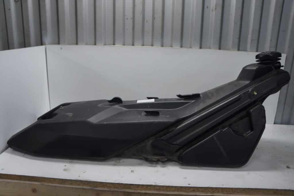 Ski-doo Tundra 600 ace -21  Bränsletank
