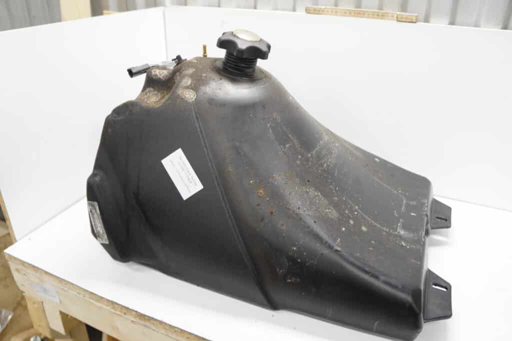 Ski-doo Grand Touring V1000 -03  Bränsletank