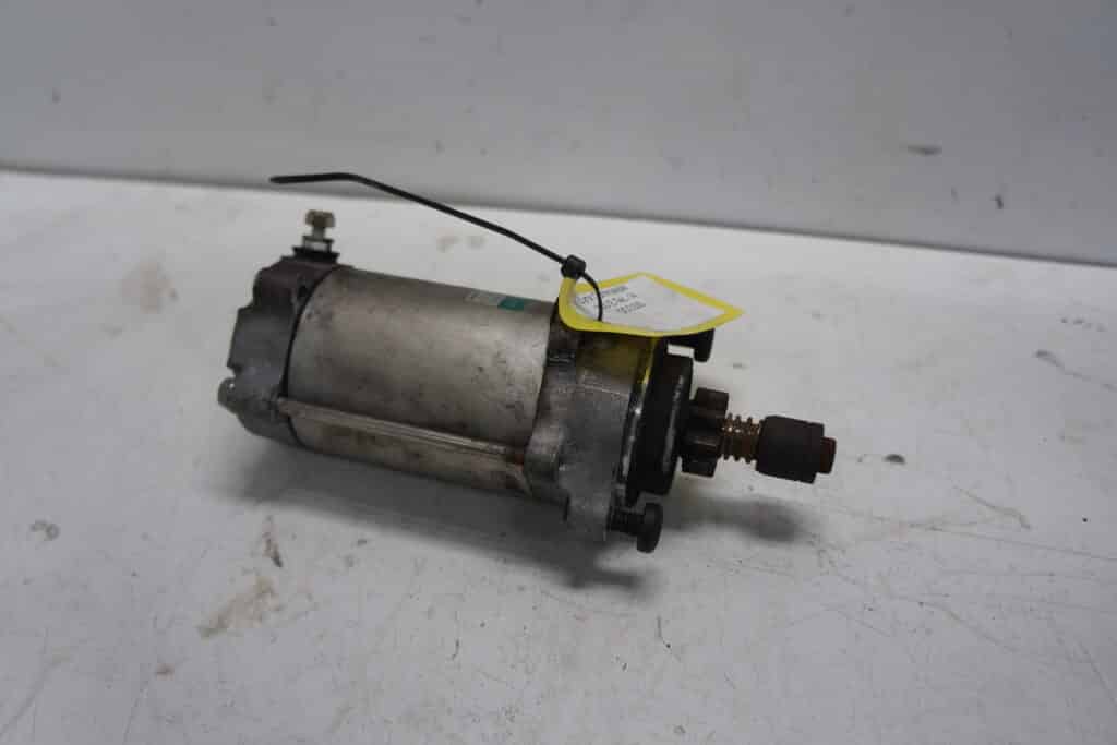 Lynx Commander 800 -14  Startmotor
