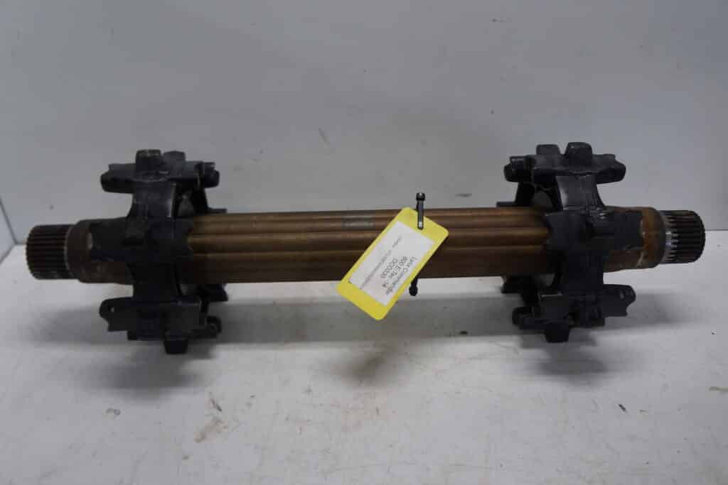 Lynx Commander 800 -14  Drivaxel
