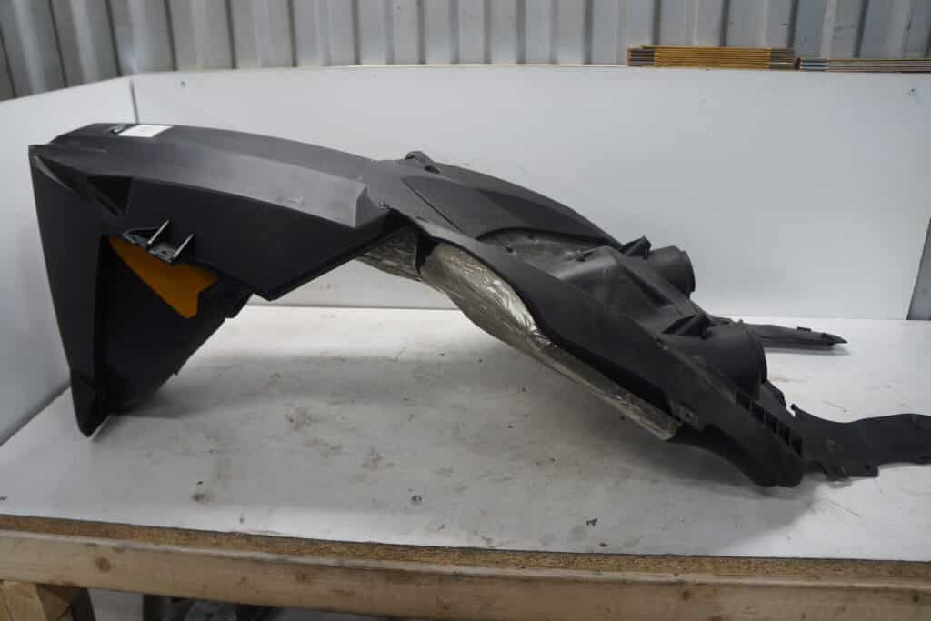 Arctic-cat M8000 Alpha -19   Huvcenter inkl airduct