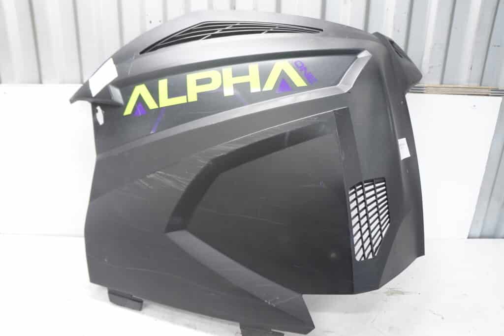 Arctic-cat M8000 Alpha -19   Sidokåpa, vänster