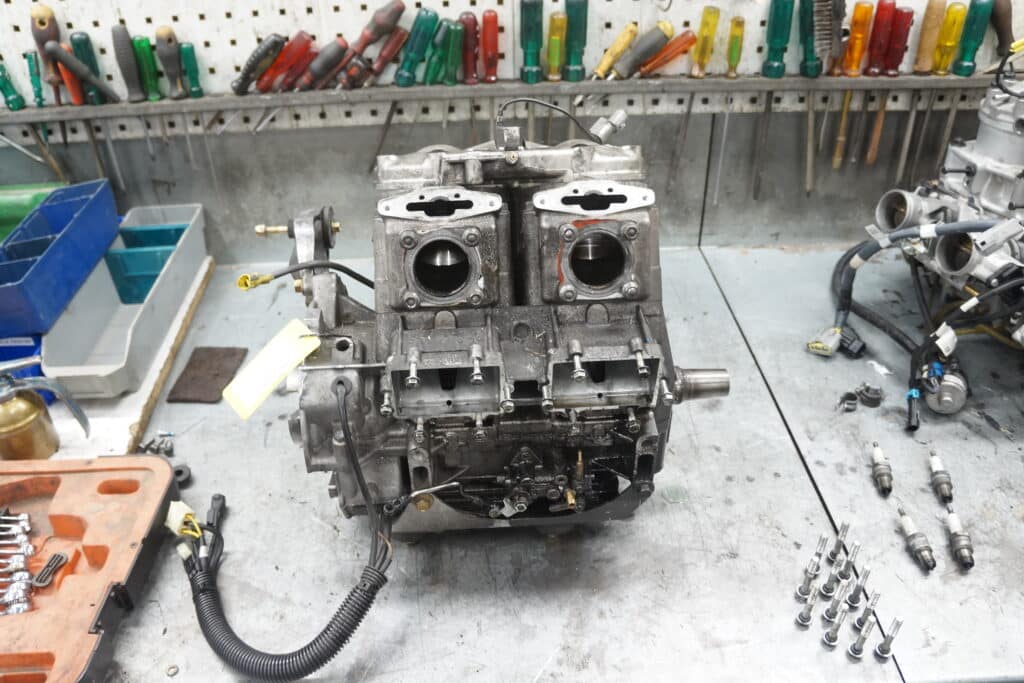 Arctic-cat M8000 -17  Motor