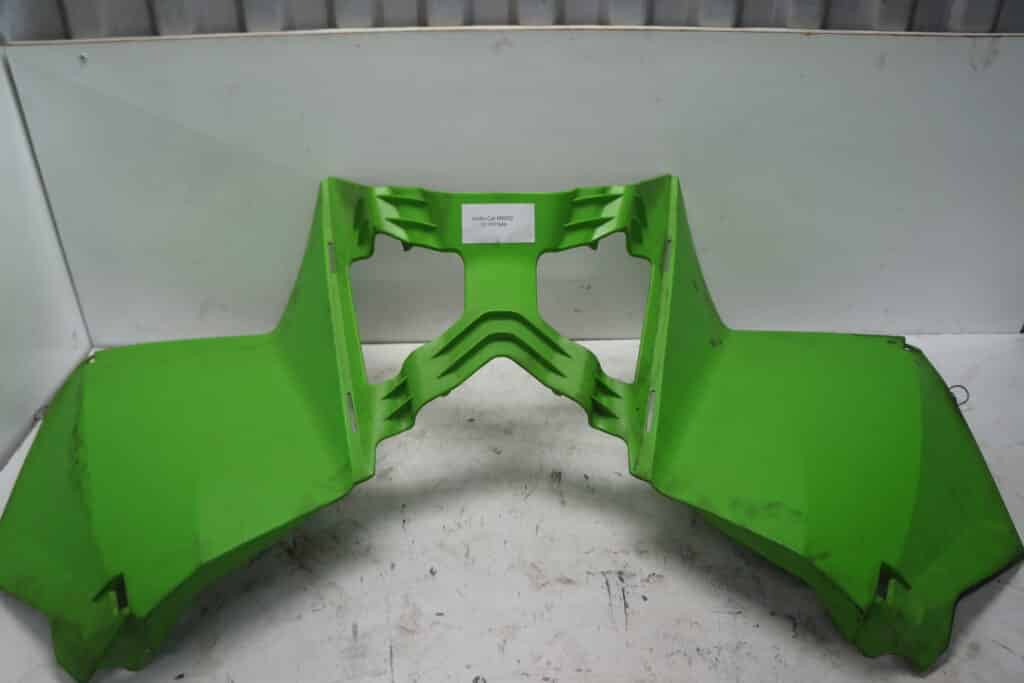 Arctic-cat M8000 -17  Tankplast
