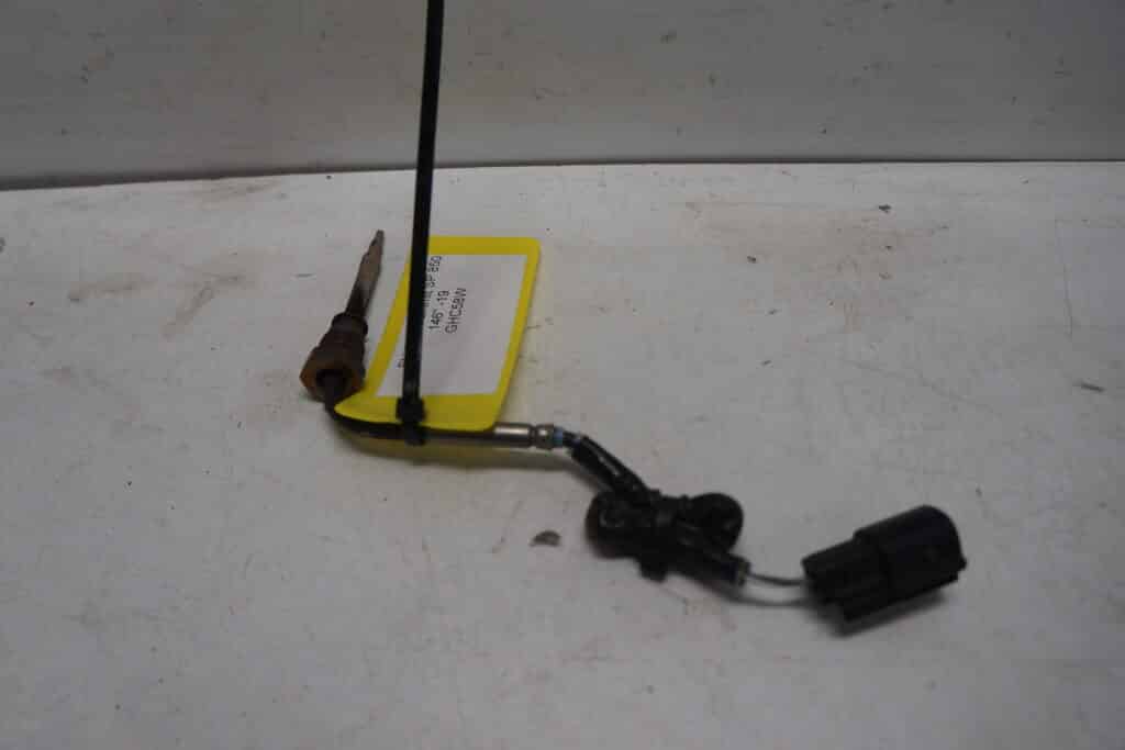 Ski-doo Summit SP 850 -19  Avgastempgivare slutburk