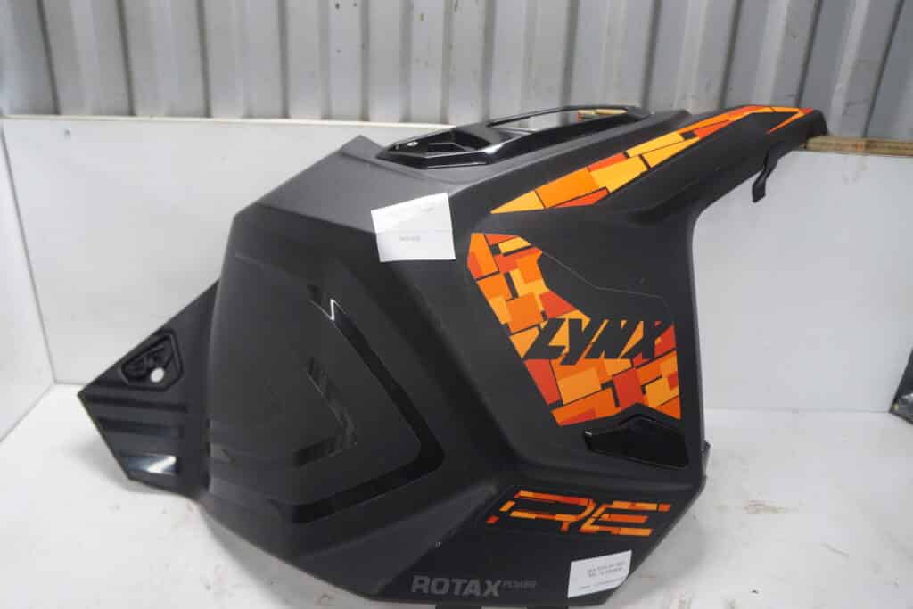 Lynx Xtrim 850 -19  Sidokåpa, höger