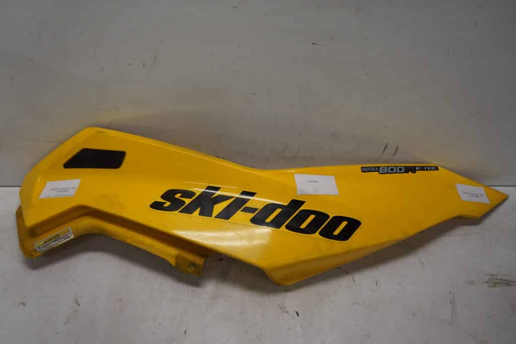 Ski-doo Summit 800 -13  Huvsida Höger