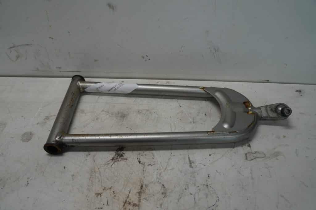Yamaha Nytro xtx -09  A-arm, övre höger
