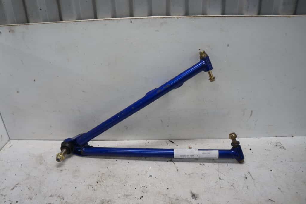 Yamaha Viper xtx -15  A-arm, nedre, vänster
